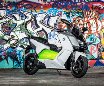 Elektrische motorscooter van BMW heeft 100 km bereik