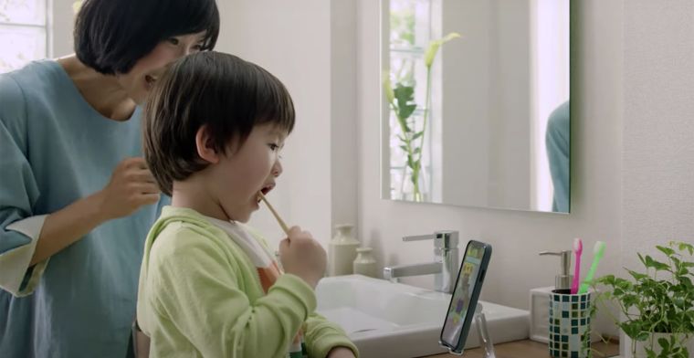 Nieuwe Pokémon-app leert kinderen beter tandenpoetsen