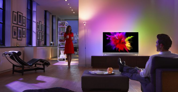 Eerste Philips OLED-tv heeft Ambilight en 4K