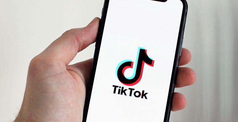 'TikTok stuurt data Europese gebruikers naar China'