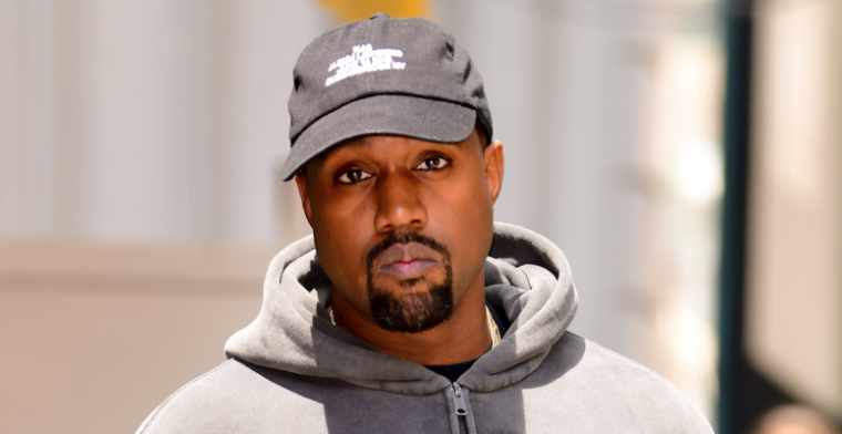 Rapper Kanye West koopt omstreden sociaal netwerk Parler