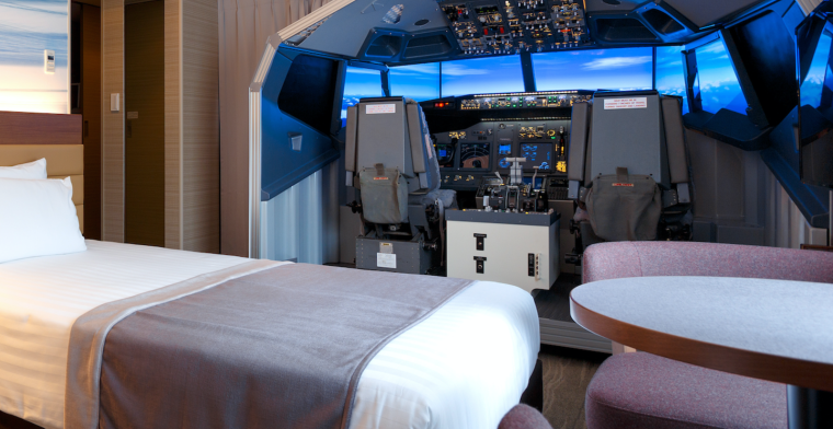 In dit hotel logeer je in een echte Boeing-cockpit
