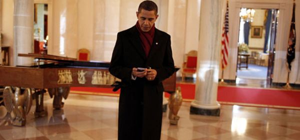 Obama baalt dat hij geen iPhone mag