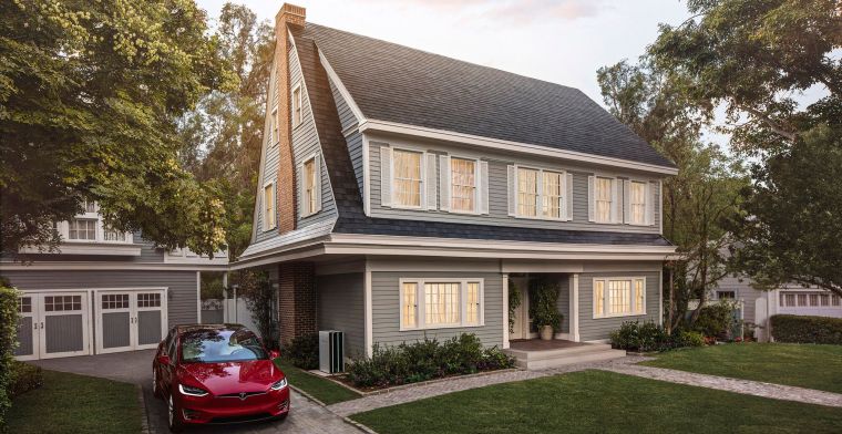 Waar blijven Tesla's zonnepaneel-dakpannen?
