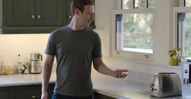 Mark Zuckerberg bouwt huishoudrobot die zelfs voor zijn dochter zorgt