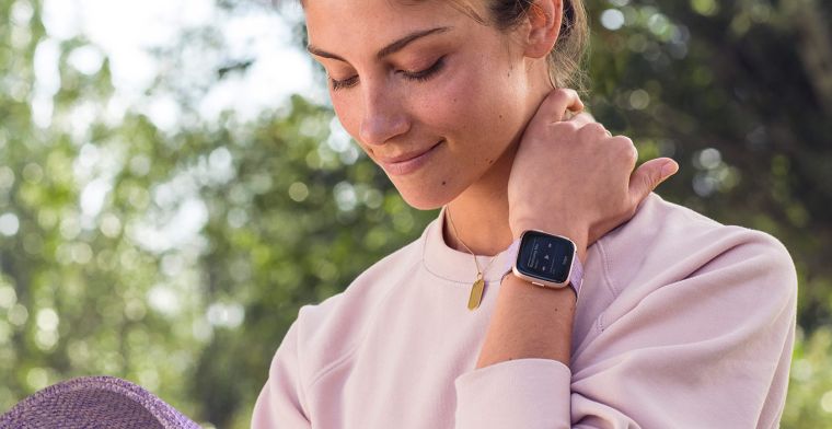 Smartwatches Apple en Fitbit verkopen goed