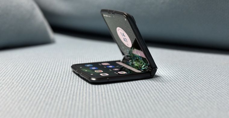 Motorola brengt nieuwe vouwtelefoon in Nederland uit