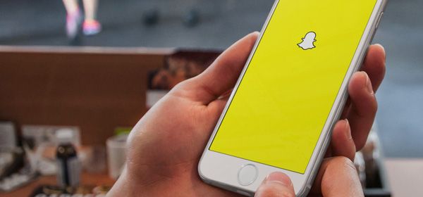 Snapchat maant gebruikers tot rust over nieuw privacybeleid