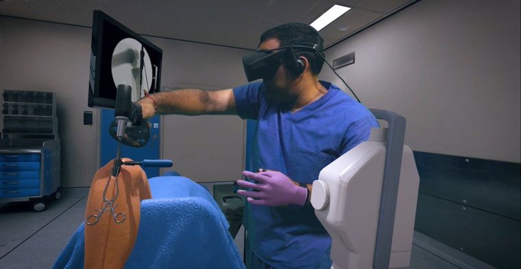Chirurgen in opleidingen oefenen in VR