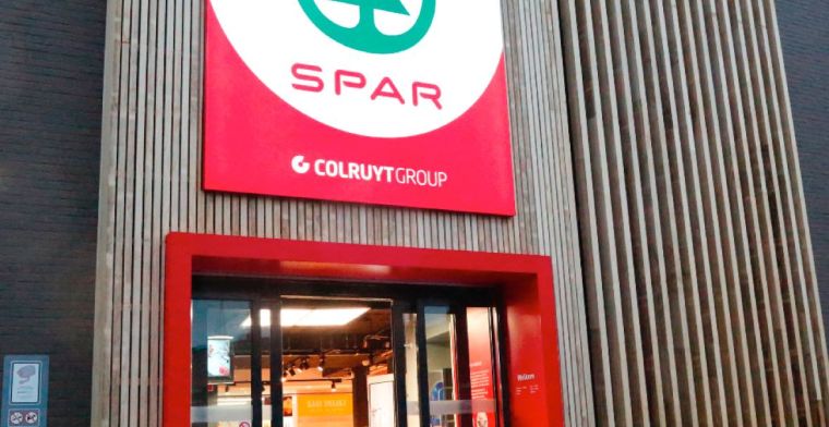 Spar maakt eerste supermarkten kassaloos
