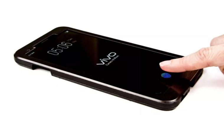 Telefoonmaker Vivo toont vingerafdrukscanner in scherm