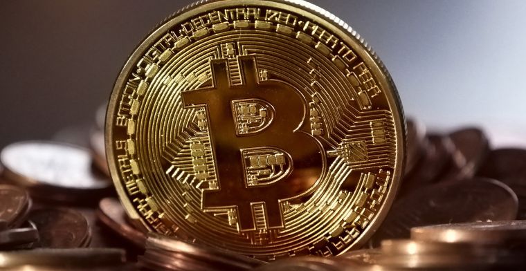 Bitcoin nadert 10.000 dollar-grens