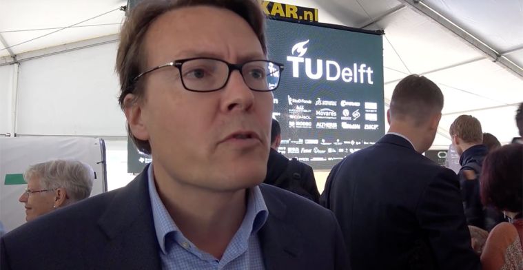 Prins Constantijn lovend over Hyperloop-team TU Delft