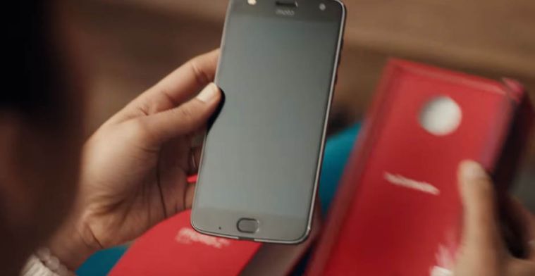 Video: Motorola dist de iPhone-dis van Samsung