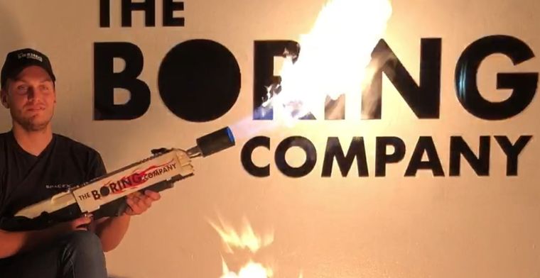 Uitverkocht: Elon Musk verkocht 20.000 vlammenwerpers