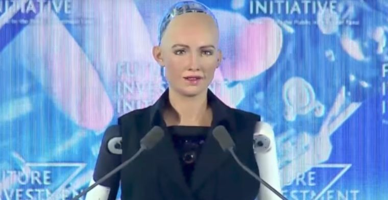 Robot Sophia krijgt staatsburgerschap in Saoedi-Arabië