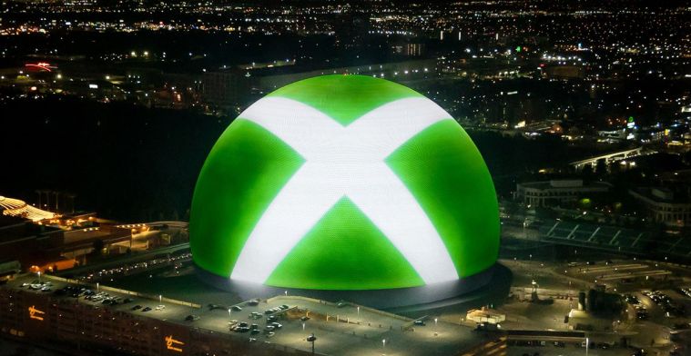 Xbox en PlayStation gaan de strijd aan op absurd bolvormig gebouw in Las Vegas