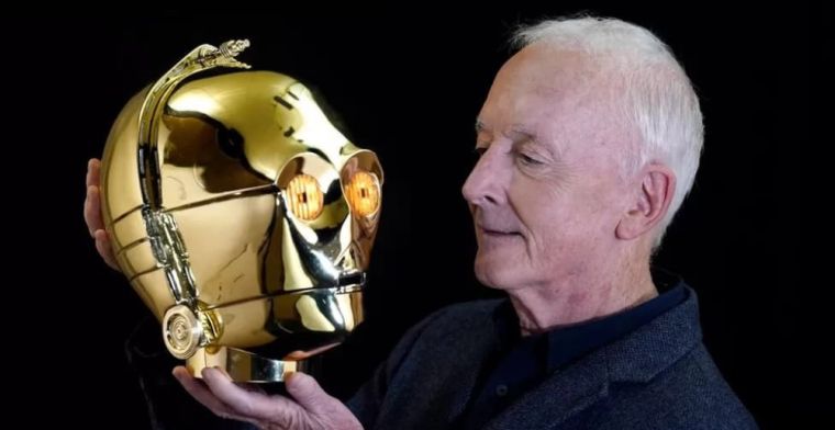 Star Wars-fan koopt hoofd van C-3PO: dit enorme bedrag betaalde hij
